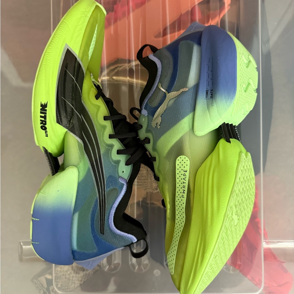 Puma Running Shoes 🏃🏼‍♀️ - Vibrant Green and Blue